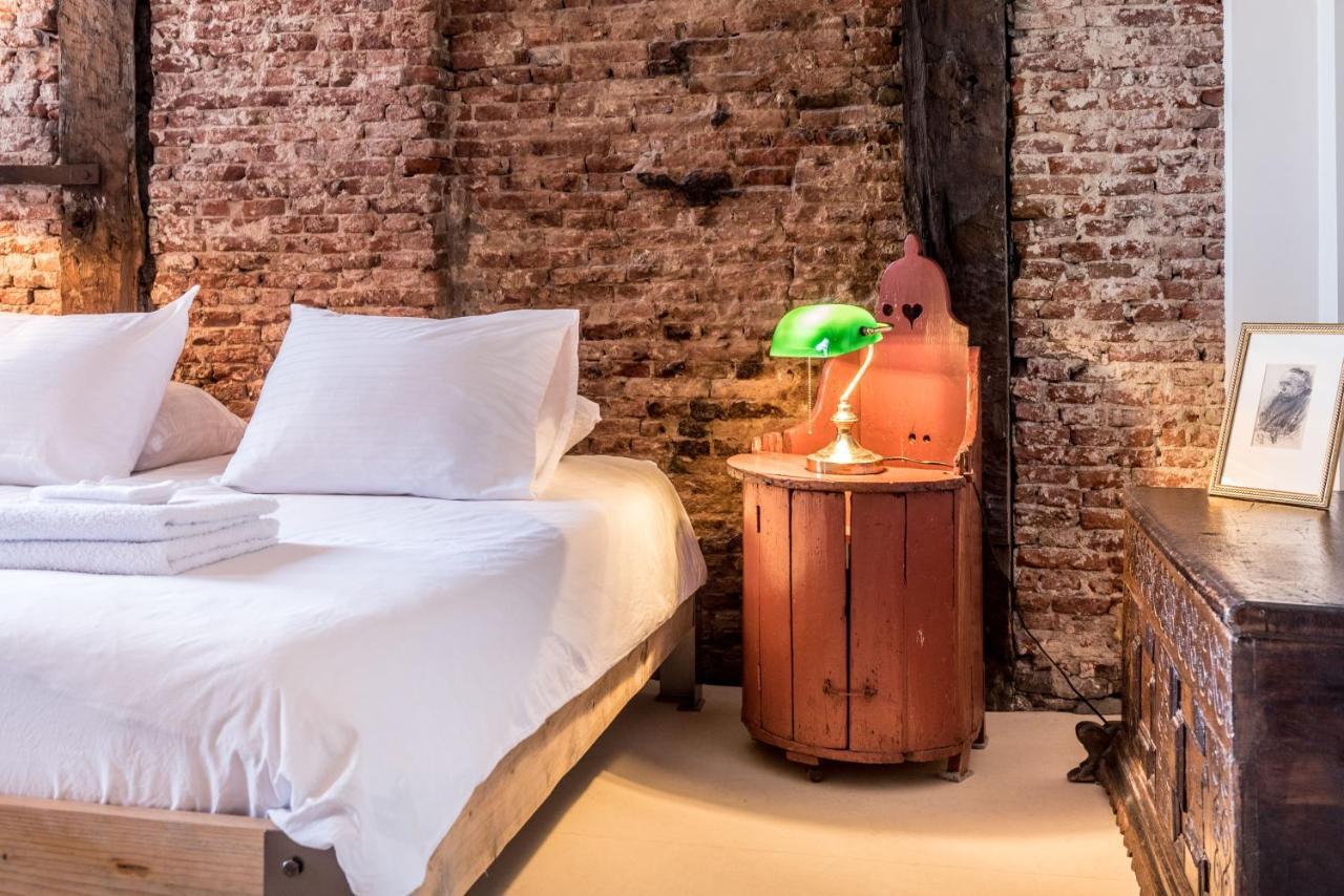 Classy Room 17Th C Canalhouse Ámsterdam Exterior foto